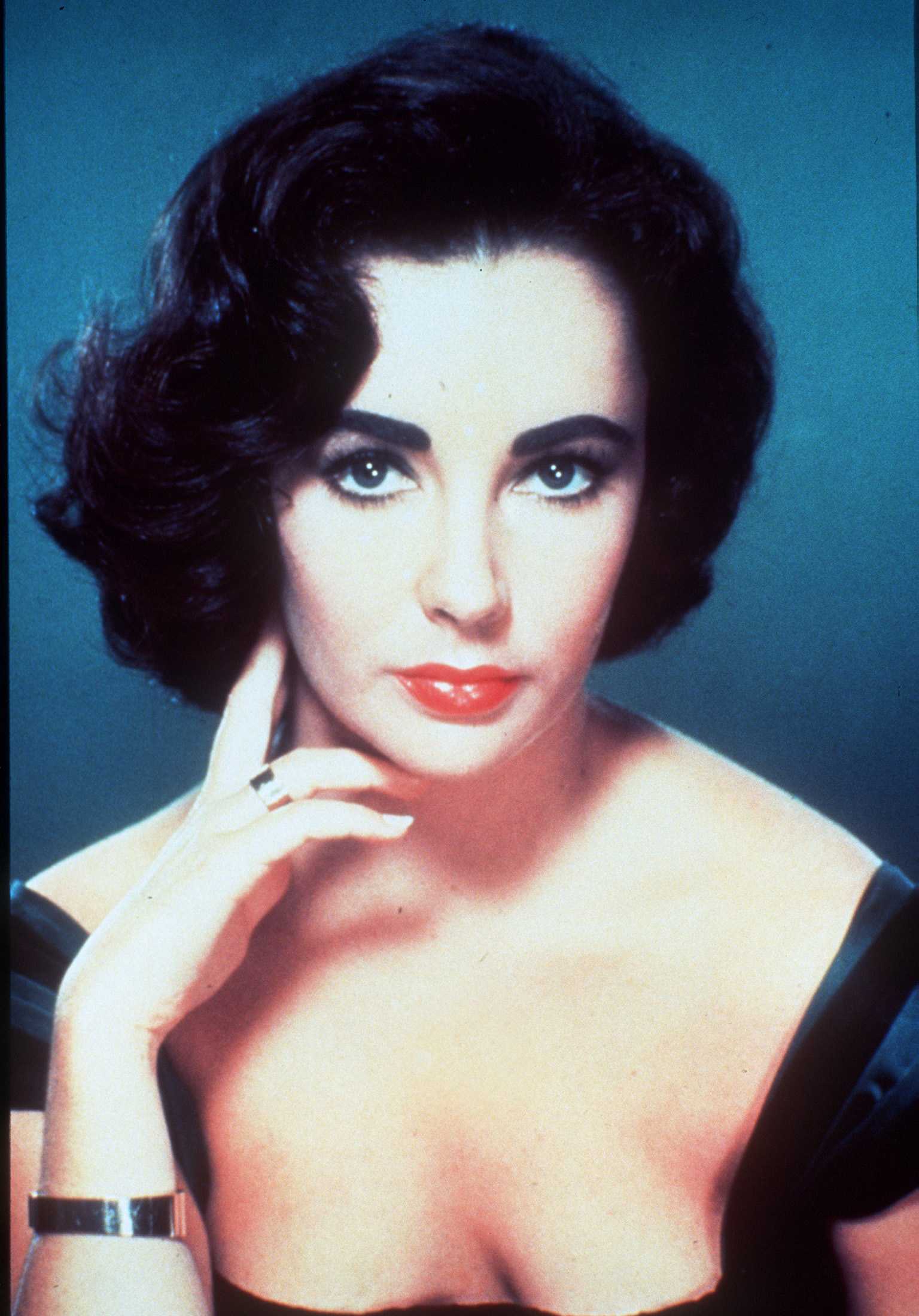 elizabeth taylor young eyes