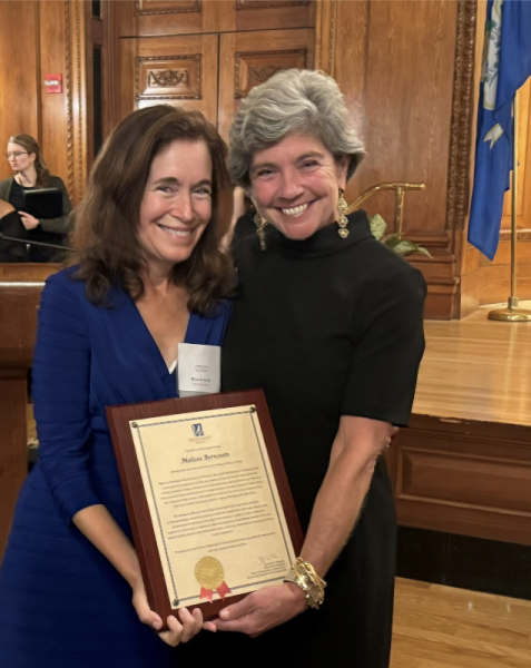 Bernstein (left) receives her Connecticut Women’s Hall of Fame award.